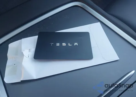 2023 Tesla Model Y Awd/Long Range Dual Motor All-Wheel Drive из США, поврежденный, VIN 7SAYGDEE0PF767856